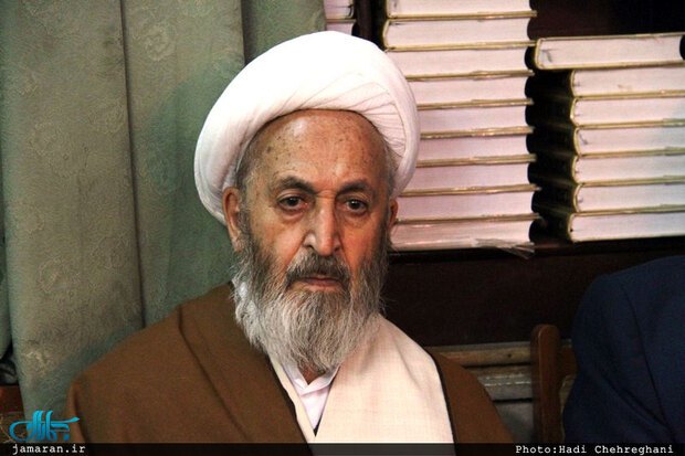  روزنامه اطلاعات: امروز از چند‌همسری به عنوان یک «آسیب اجتماعی» یاد می‌شود/ آیت الله سبحانی: تعدد همسر در اسلام به عنوان «دوا» تشریع شده است؛ نه «غذا»