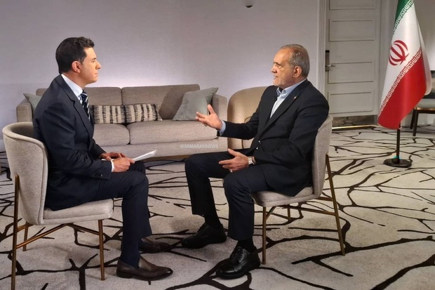 پزشکیان پس از فاکس نیوز، با ان بی سی هم گفت و گو کرد + عکس