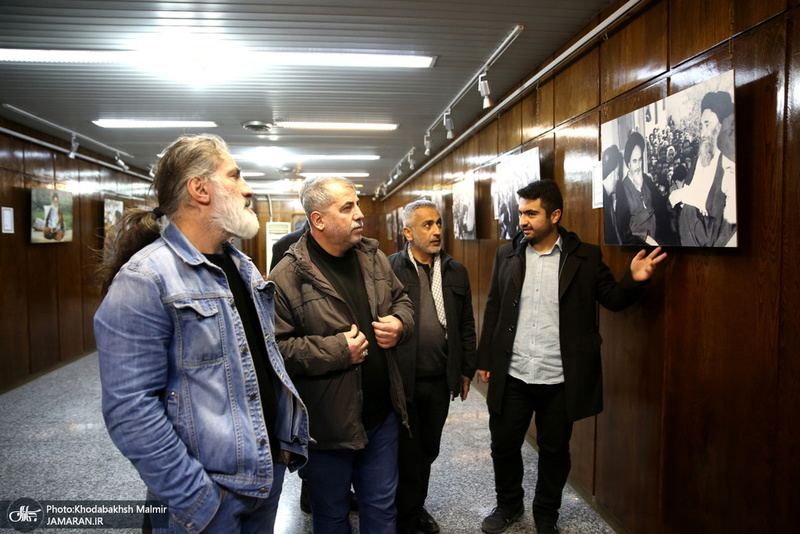 تجدید میثاق اقشار مختلف مردم با آرمان های حضرت امام(س) در حسینیه جماران