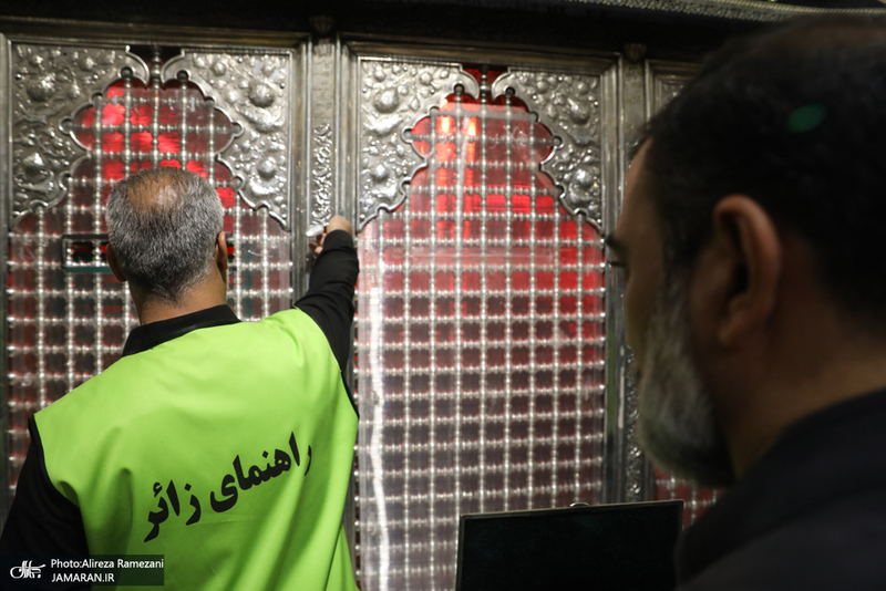 غباروبی ضریح مطهر حضرت عبدالعظیم حسنی (ع) و امام زاده حمزه (ع)