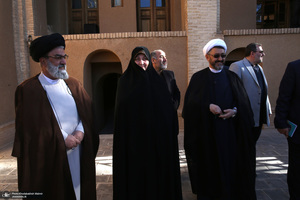 بازدید خانم دکتر فاطمه طباطبایی از دومین هفته فرهنگی بر آستان آفتاب