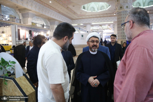 حضور حجت الاسلام و المسلمین علی کمساری در سی و ششمین نمایشگاه کتاب تهران