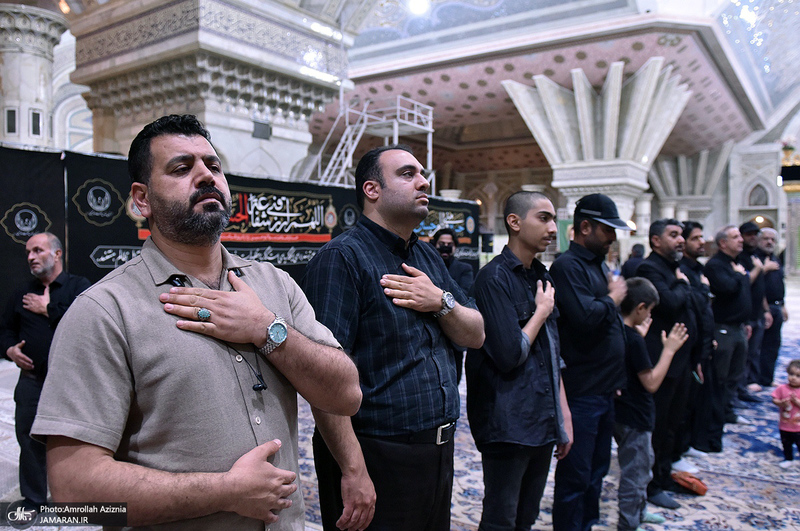 مراسم عزاداری ظهر عاشورا در حرم مطهر امام خمینی