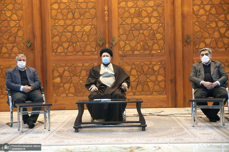 تجدید میثاق شهردار تهران و اعضای شورای اسلامی شهر تهران با آرمان های امام(س)