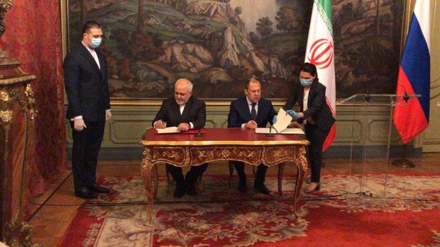 تاکید ظریف بر پایبندی ایران و روسیه به مقابله با نگرش های یکجانبه و غیرقانونی