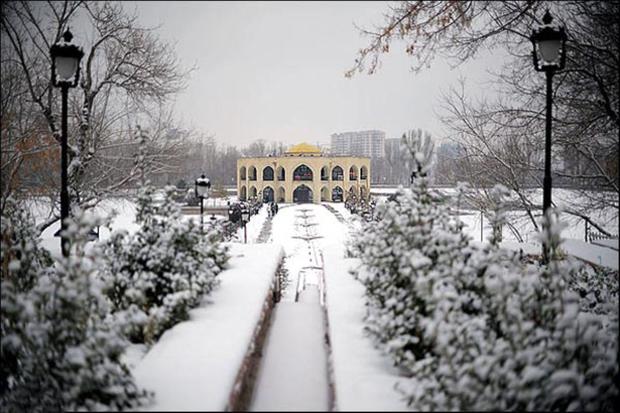 بارش برف در 9 شهرستان آذربایجان شرقی  دما در ورزقان 19 درجه زیر صفر