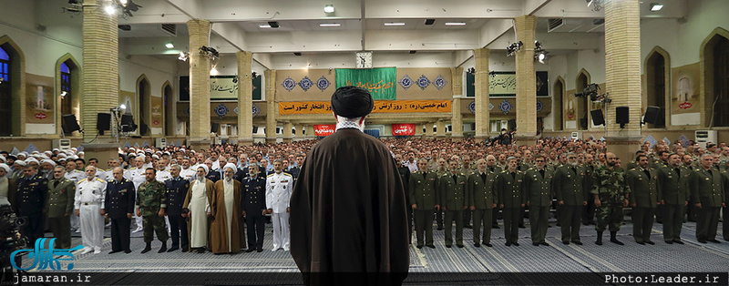 دیدار جمعی از فرماندهان و کارکنان ارتش با رهبر معظم انقلاب 