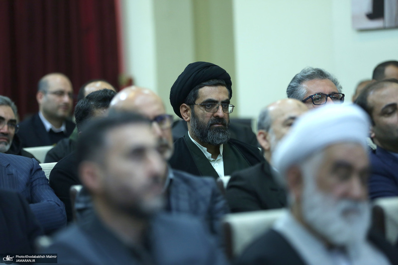 دیدار وزیر و کارکنان وزارت نیرو با سید حسن خمینی