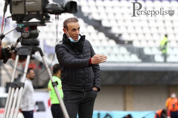 گل محمدی: تیم‌های دیگر به‌راحتی با تکرار قهرمانی ما کنار نخواهند آمد/ نیم فصل دوم بهتر می شویم
