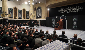 اولین شب مراسم عزاداری حضرت فاطمه‌زهرا (س) در حسینیه امام خمینی