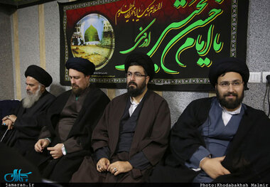گزارش تصویری/ حضور یادگاران امام در مراسم عزاداری شب شهادت امام رضا(ع)