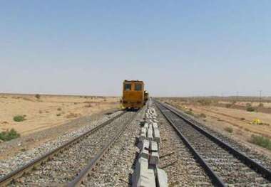 معاون وزیر راه و شهرسازی:500کیلومترخط آهن در کشور آماده افتتاح است