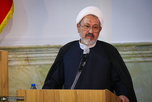«مفتاح الهدایه فی شرح تحریر الوسیله» - 1