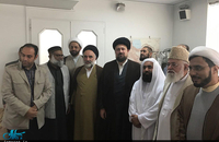 دیدار جمعی از علمای اهل سنت مقیم انگلستان با یادگار امام