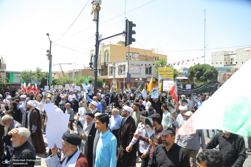 راهپیمایی مردم قم در سالروز قیام 15 خرداد‎‎