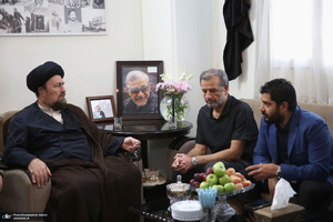 حضورسید حسن خمینی در منزل مرحوم سید علی صنیع خانی