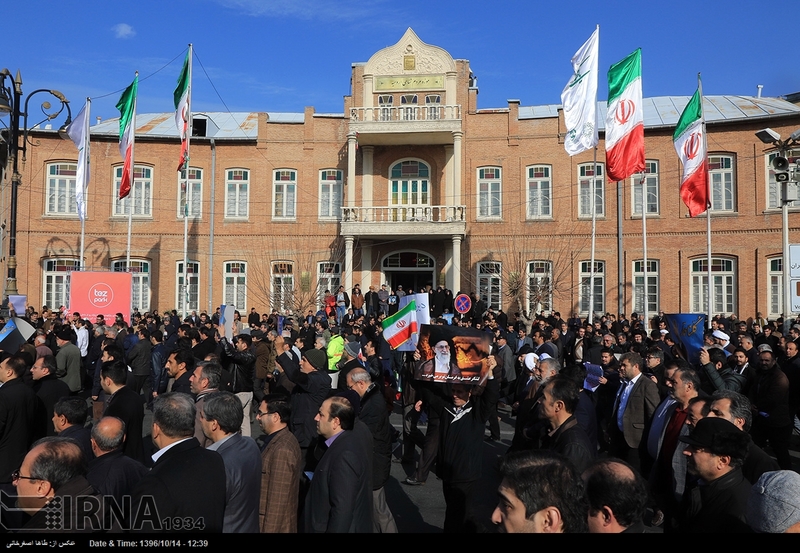 تجمع و راهپیمایی مردمی در اعتراض به آشوب های اخیر در استان