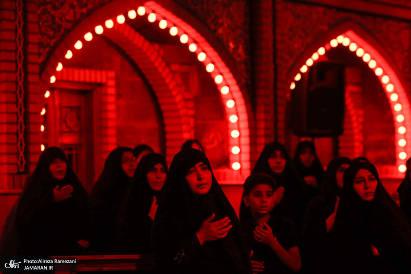 مزاسم شب تاسوعای حسینی (ع) در امام زاده صالح (ع)