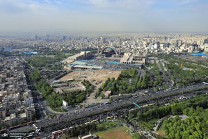 اقامه نماز عید فطر به امامت رهبر معظم انقلاب