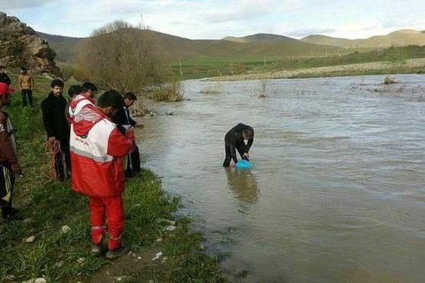 امدادگران برای یافتن جسد مفقودی به البرز آمدند