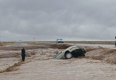 ۱۹ تیم هلال احمر به حوادث سیلاب در خراسان جنوبی اعزام شد