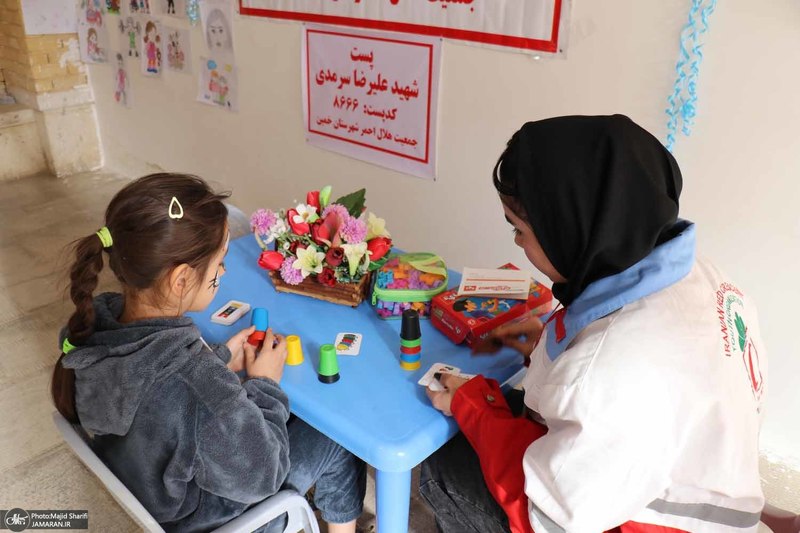 ازدید خانوادگی گردشگران نوروزی از بیت تاریخی حضرت امام در خمین