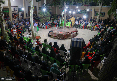  آخرین شب مجلس تعزیه خوانی در بیت تاریخی حضرت امام خمینی (س) در خمین 