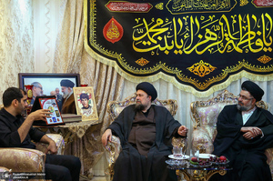 حضور آیت الله سید حسن خمینی در منزل سردار سپهبد شهید علی شادمانی