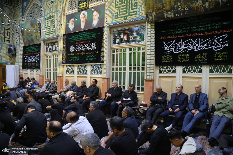 احیای شب بیست و یکم ماه رمضان در تکیه حاج سید حسن قم