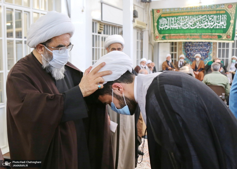 مراسم عمامه گذاری و جشن ولادت امیرالمومنین (ع) در بیوت مراجع و علماء‎‎