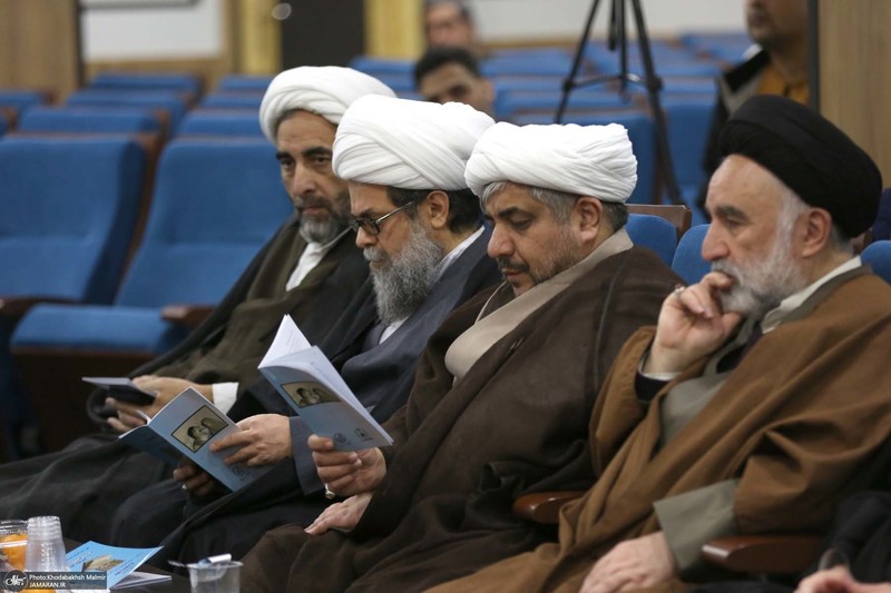 آیین رونمایی از کتاب «فقه جلیل» در مرکز فقهی ائمه اطهار(ع)