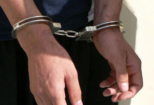 دستگیری سارق سیم‌های برق در لاهیجان  متهم به 17 فقره سرقت اعتراف کرد