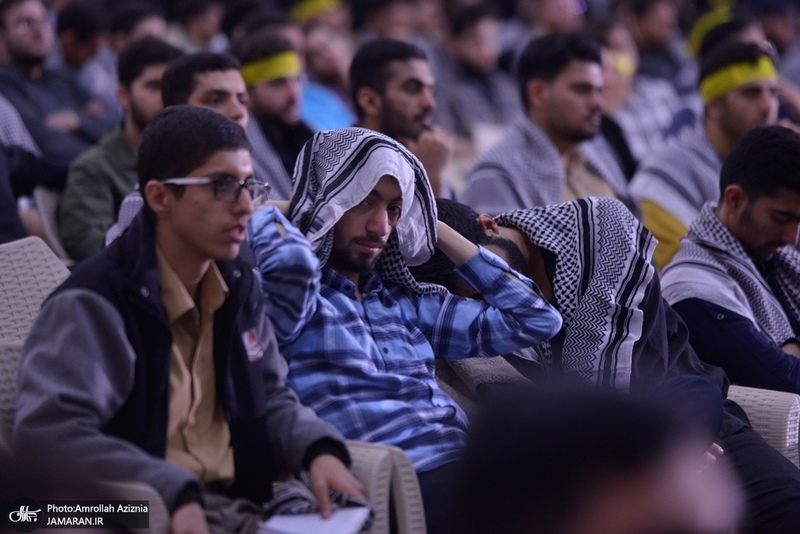 گردهمایی مسئولین بسیج دانشجویی و طلاب بسیجی در حرم امام با سخنرانی رئیس‌جمهور پزشکیان (4)