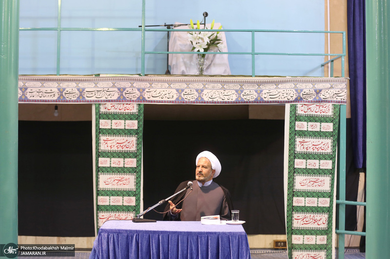 مراسم سوگواری رحلتحضرت رسول اکرم ،شهادت امام رضا(ع) وامام حسن مجتبی (ع) در حسینیه جماران