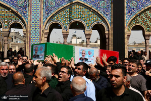 مراسم تشییع پیکر شهیدان سردار حسین سلامی و مسعود شانه ای