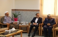 دیدار اعضای شورای سیاستگذاری همایش وکلای شرعی امام خمینی با مدیر مرکز مدیریت حوزه‌های علمیه خواهران