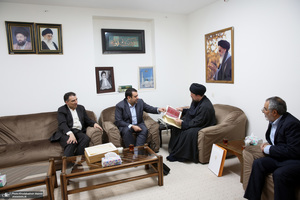 دیدار مدیرعامل بانک ملی ایران ابوالفضل نجارزاده و اعضای هیئت عامل با سید حسن خمینی