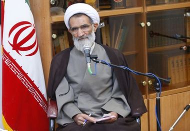 امام جمعه شهرکرد: نیازمند مجلس انقلابی هستیم