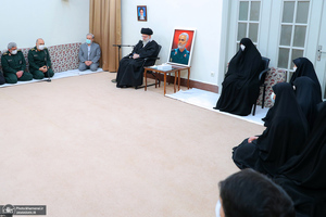 دیدار خانواده و اعضای ستاد بزرگداشت سردار سلیمانی با رهبر معظم انقلاب