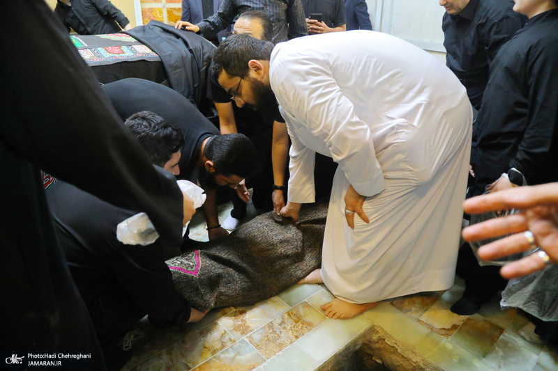 مراسم تشییع و خاکسپاری آیت الله نورالله شاه آبادی(ره) در قم