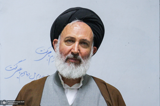 آیت الله ایازی: آیت الله العظمی شبیری هیچ‌گاه دلبسته حضور در عرصه قدرت نشدند/ دیدار آیت الله العظمی شبیری با آقای خاتمی با واکنش تند آیت‌الله یزدی مواجه شد 