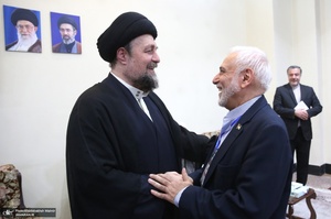 حاشیه های ادای احترام مهمانان خارجی چهلمین کنفرانس وحدت اسلامی به مقام شامخ حضرت امام خمینی (س)