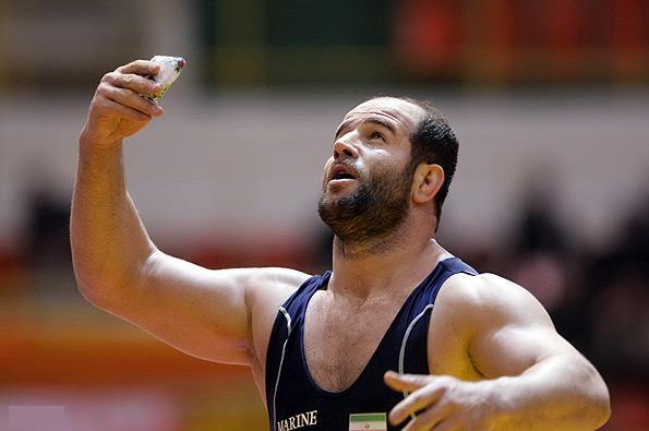 فردین معصومی سرمربی تیم‌های ملی کشتی ساحلی شد 