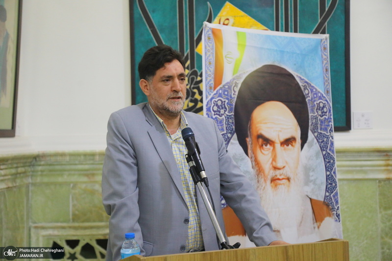 محفل ادبی با حضور استاد مجاهدی در مجتمع یادگار امام (س) قم