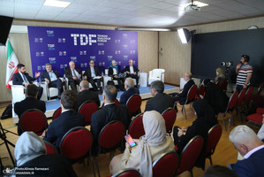 شست‌های روز دوم مجمع گفتگوی تهران