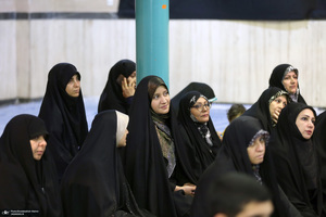 عصر شعر و محفل ادبی ( طبیب جان ) در حسینیه جماران