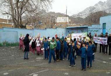 اقدام ارزشمند یک موسسه فرهنگی در البرز   توزیع یارمهربان در روستاها