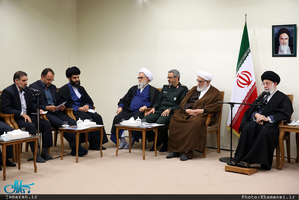 دیدار دست‌اندرکاران کنگره روحانی شهید صدوق گلپایگانی و ۳۷۲ شهید گلپایگان با رهبر معظم انقلاب 