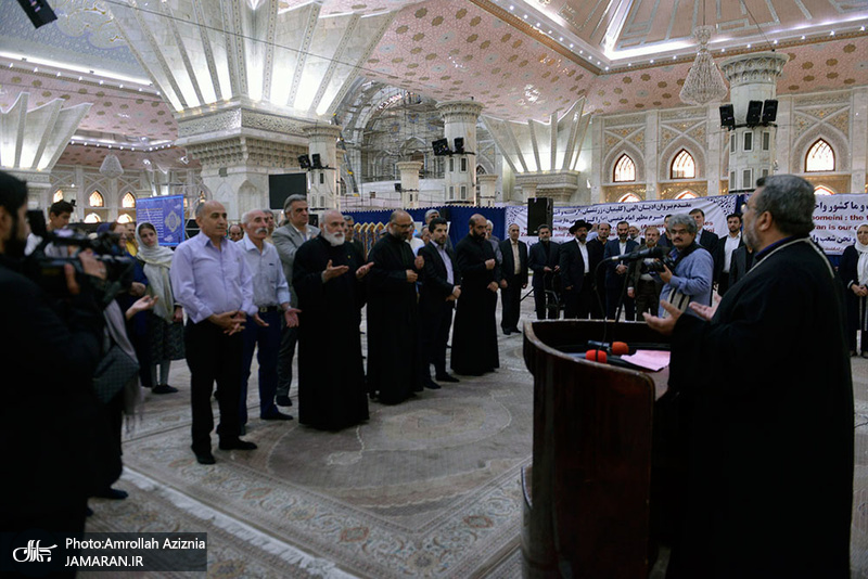 ادای احترام پیروان ادیان الهی نسبت به ساحت مقدس امام خمینی(س)