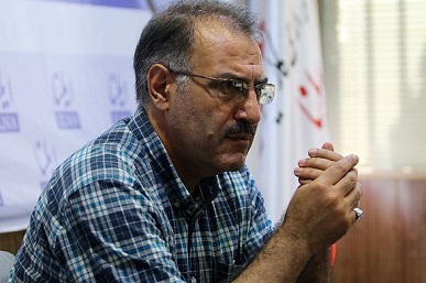 رمضان زاده: مسئولیت دولت احمدی نژاد با مصباح است
